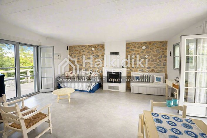 Image No.27-3 Bed Townhouse for sale