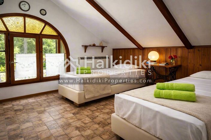 Image No.24-Villa for sale