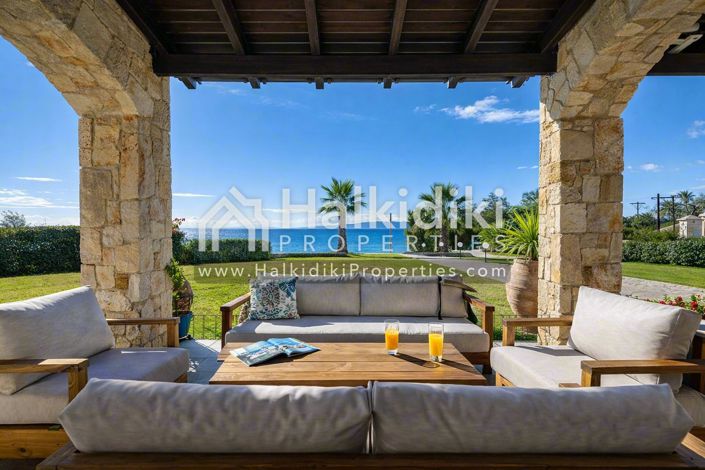 Image No.12-14 Bed Villa for sale