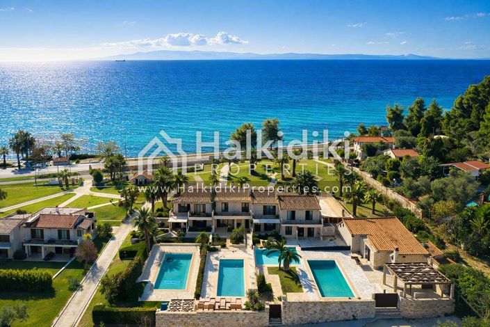 Image No.30-14 Bed Villa for sale