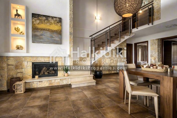 Image No.4-14 Bed Villa for sale