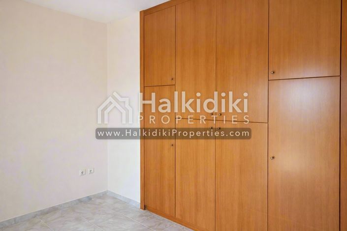 Image No.19-3 Bed Townhouse for sale