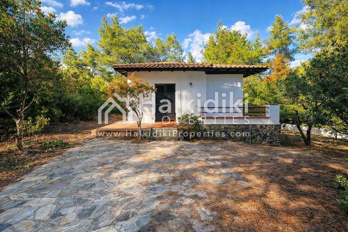 Image No.2-2 Bed Villa for sale