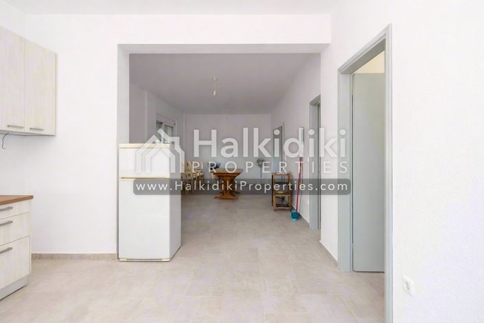 Image No.20-6 Bed Townhouse for sale