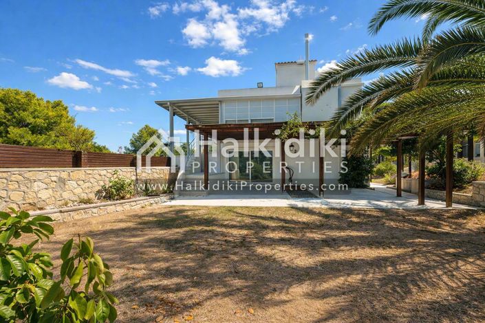 Image No.3-3 Bed Villa for sale