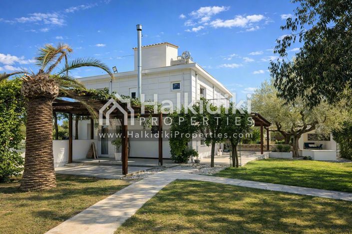 Image No.9-3 Bed Villa for sale