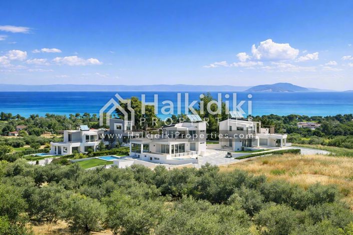 Hotel in Halkidiki for Sale