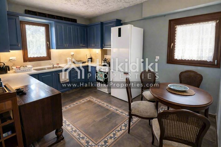 Image No.2-4 Bed Villa for sale