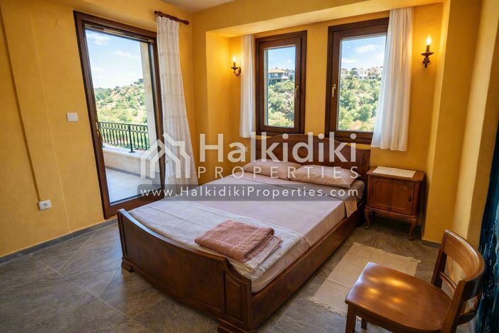 Image No.9-4 Bed Villa for sale