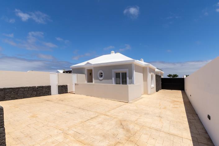 Image No.35-4 Bed Semi-Detached for sale