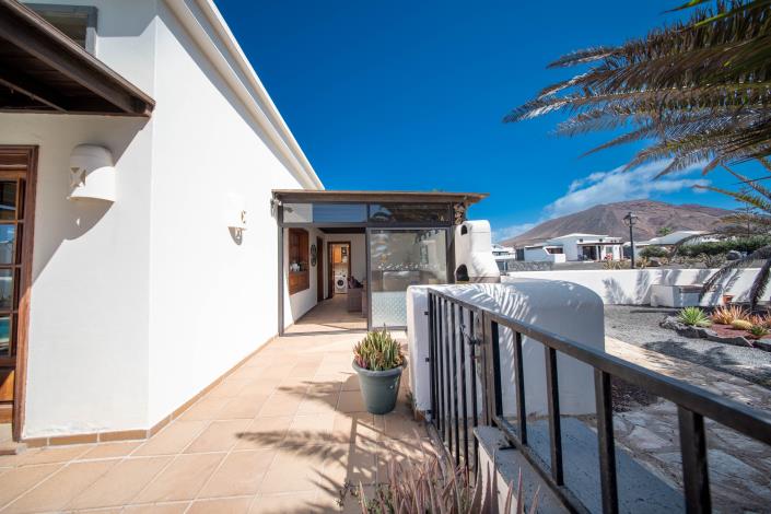 Image No.29-2 Bed Villa / Detached for sale