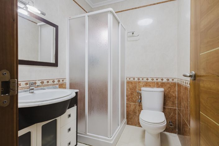Image No.18-2 Bed Villa for sale