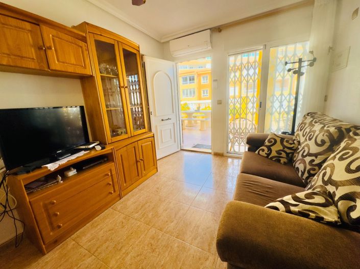 Image No.17-4 Bed House for sale