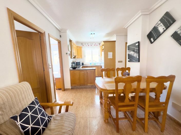 Image No.19-4 Bed House for sale