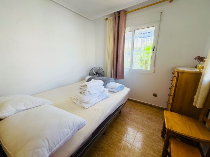 Image No.22-4 Bed House for sale
