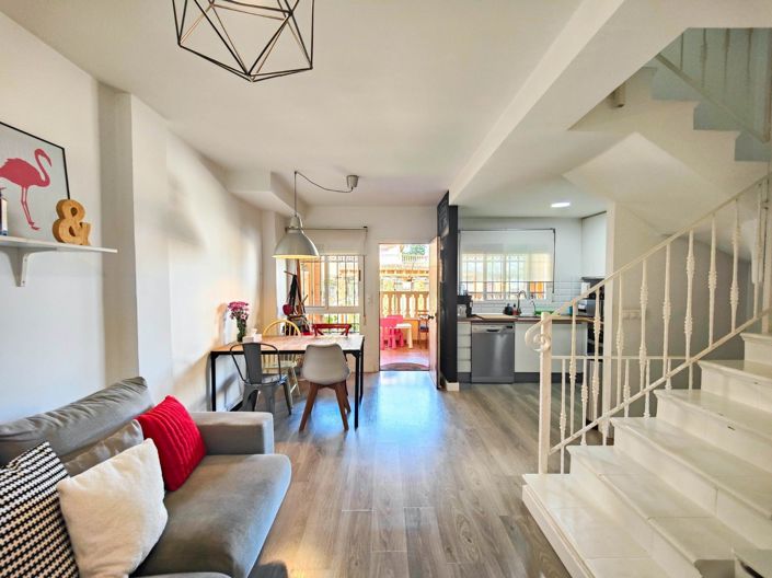 Image No.19-4 Bed House for sale