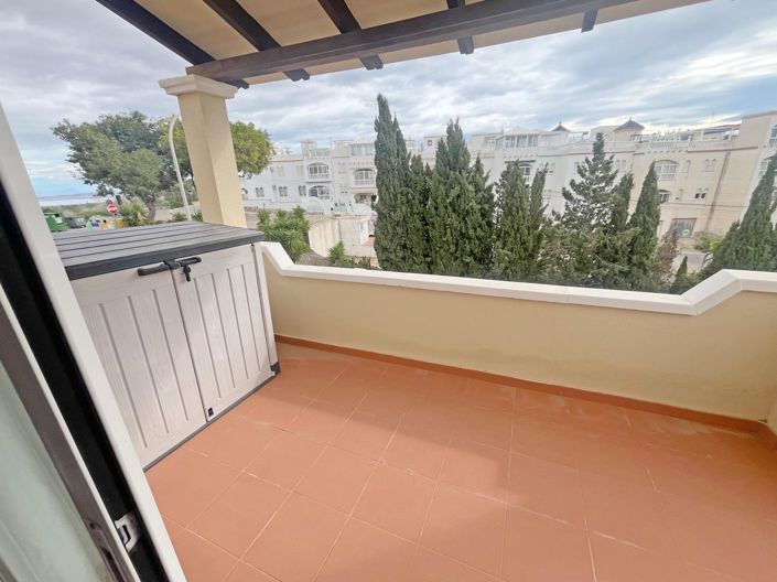 Image No.20-3 Bed Duplex for sale