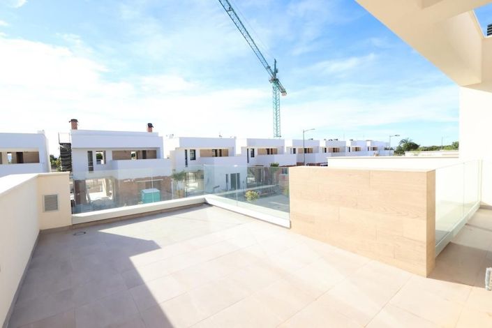 Image No.15-3 Bed Villa for sale