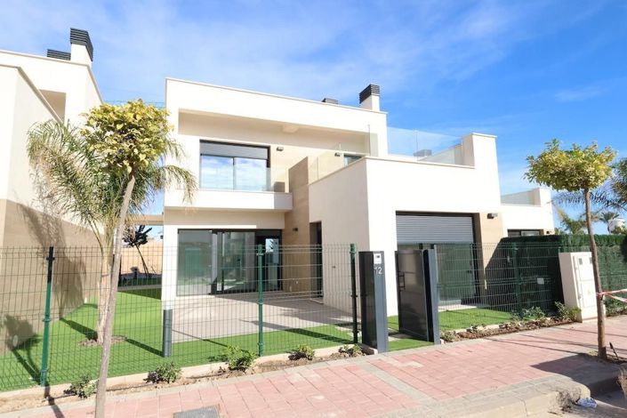 Image No.2-3 Bed Villa for sale