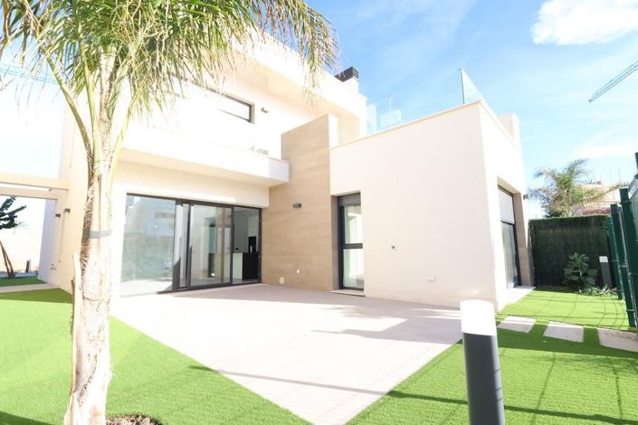 Image No.22-3 Bed Villa for sale