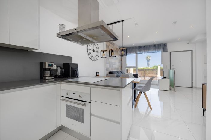 Image No.12-3 Bed House for sale