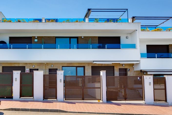 Image No.2-3 Bed House for sale