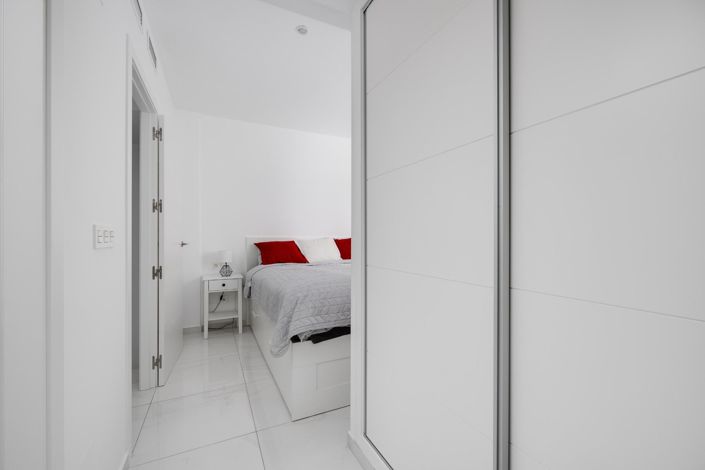Image No.22-3 Bed House for sale