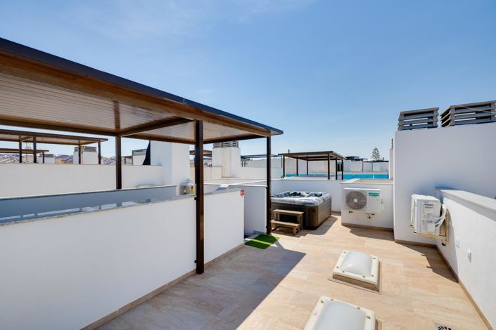 Image No.32-3 Bed House for sale