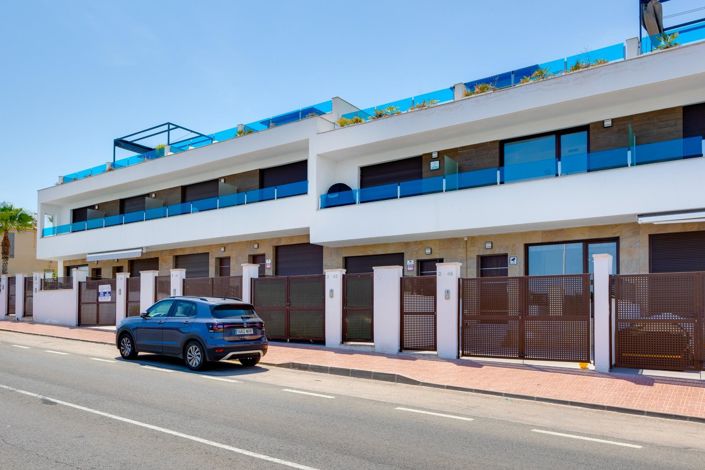 Image No.43-3 Bed House for sale