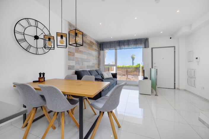 Image No.9-3 Bed House for sale