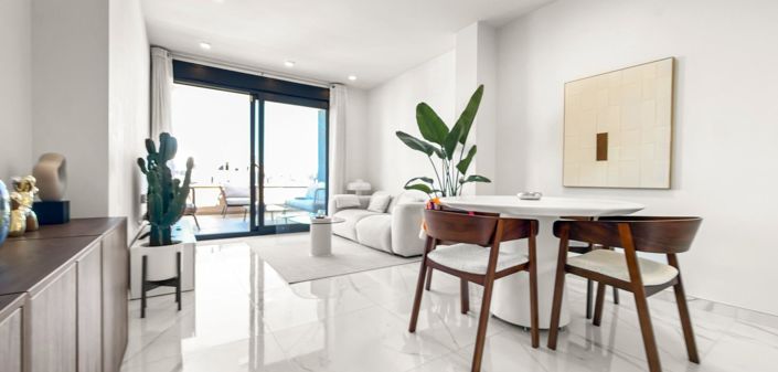 Image No.13-2 Bed Apartment for sale