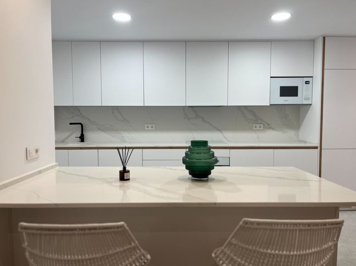 Image No.2-3 Bed Apartment for sale