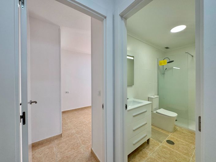 Image No.20-Appartement de 2 chambres à vendre à Torrevieja