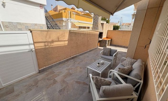 Image No.11-3 Bed Duplex for sale