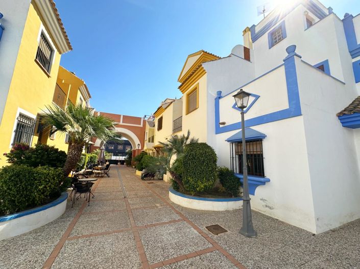 Image No.25-3 Bed Villa for sale