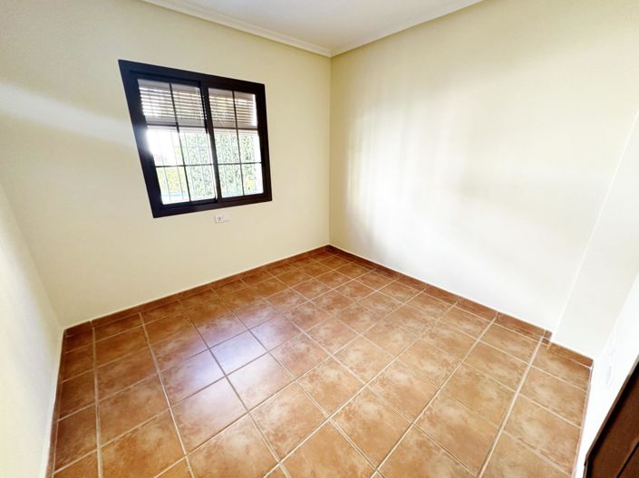 Image No.32-3 Bed Villa for sale