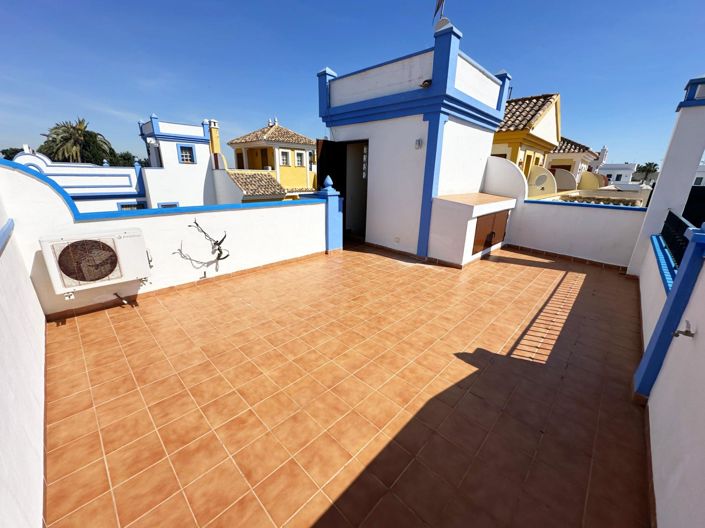 Image No.38-3 Bed Villa for sale