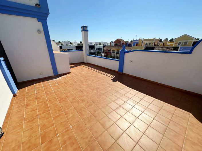 Image No.7-3 Bed Villa for sale