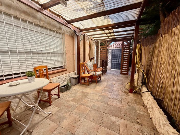 Image No.4-3 Bed House for sale