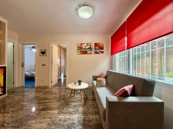 Image No.8-3 Bed House for sale