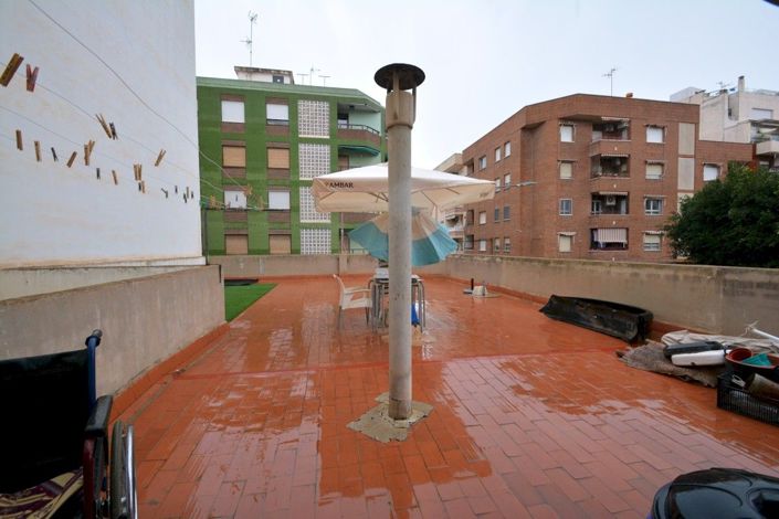 Image No.7-4 Bed House for sale