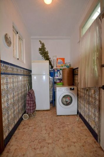 Image No.9-4 Bed House for sale