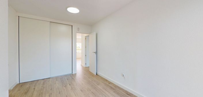 Image No.31-2 Bed Apartment for sale