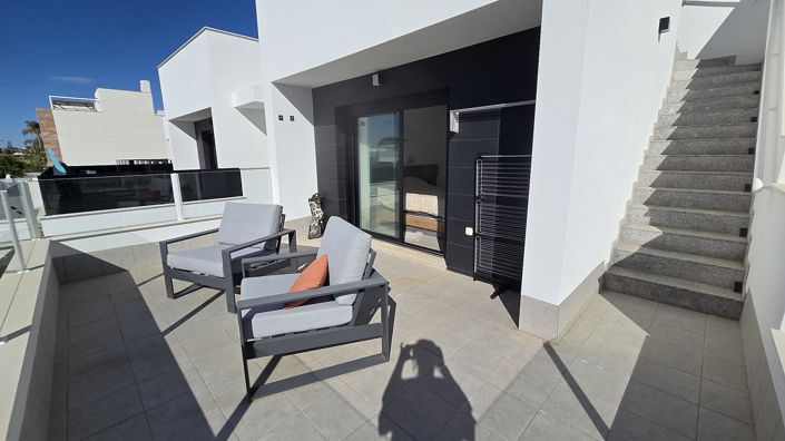 Image No.26-3 Bed Villa for sale