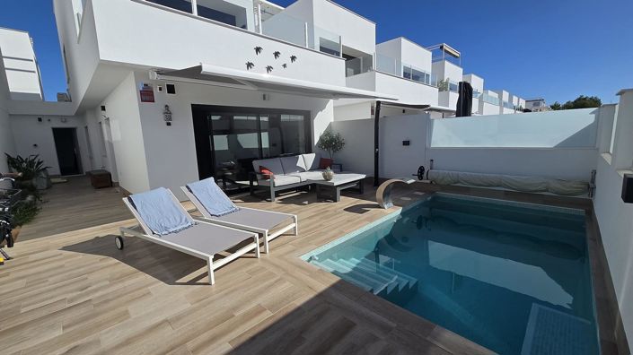 Image No.5-3 Bed Villa for sale