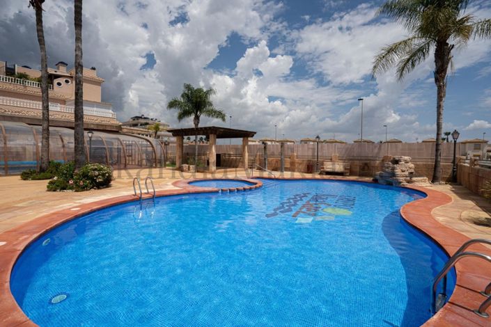 Image No.28-2 Bed House for sale