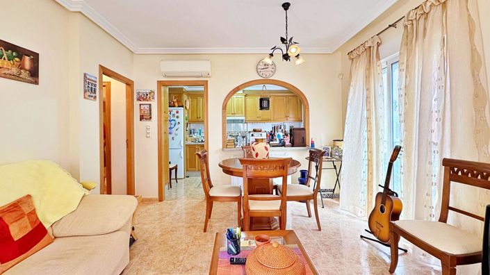 Image No.12-3 Bed House for sale