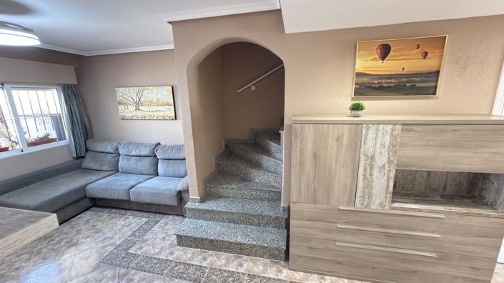 Image No.13-3 Bed House for sale