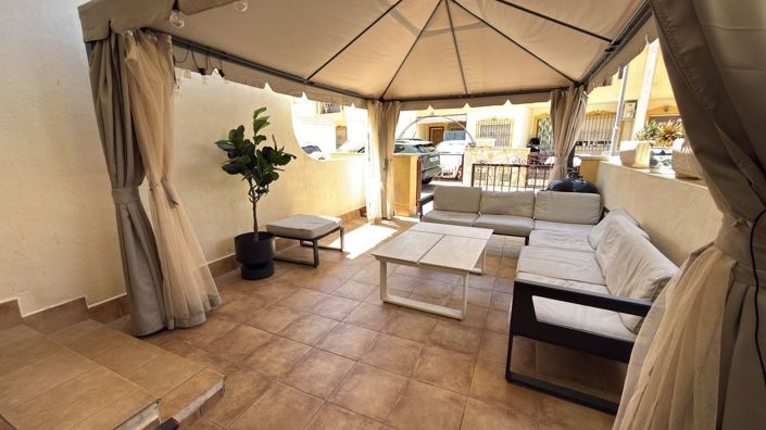 Image No.7-3 Bed House for sale