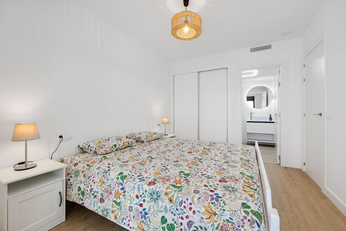 Image No.15-2 Bed Apartment for sale